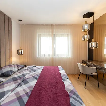 The Imperial Grand By Belmont Realty Apartamento