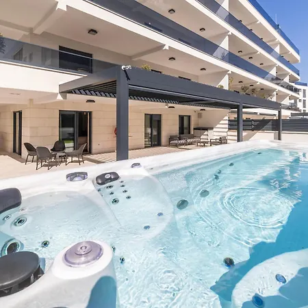 The Imperial Grand By Belmont Realty Apartamento