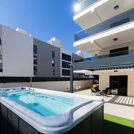 Apartamento The Imperial Grand By Belmont Realty